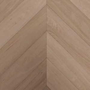 Eiken visgraat multiplank, Hongaarse punt, 60 graden, met V-groef